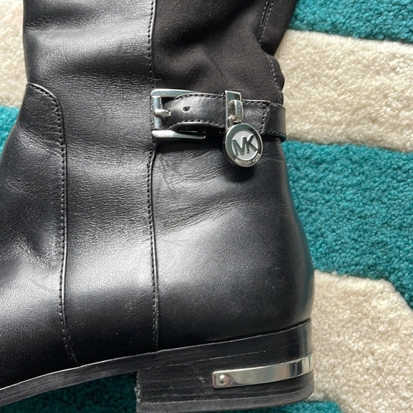 Michael Kors tall boots - Picture 2 of 3